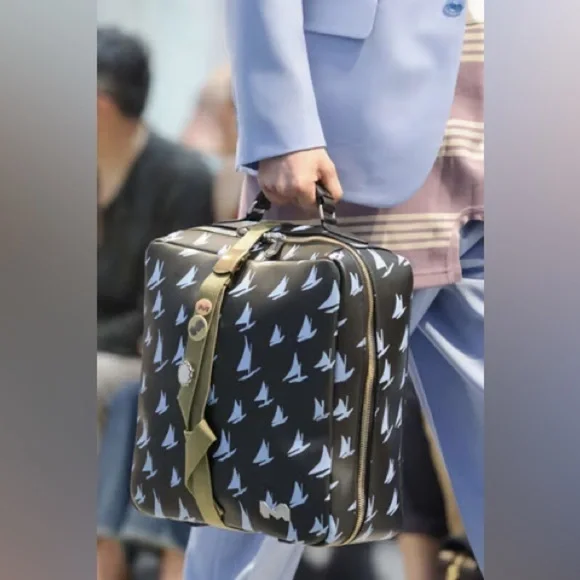 MARNI Spring/Summer 2018 Unisex Blue Leather Sailboat Patterned Satchel Bag - Picture 3 of 17